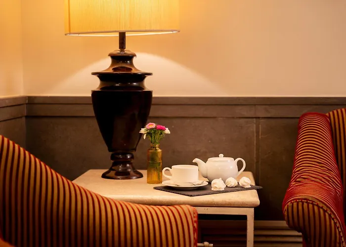 Glori Hotel 4*