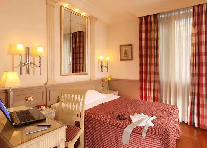 Glori Otel