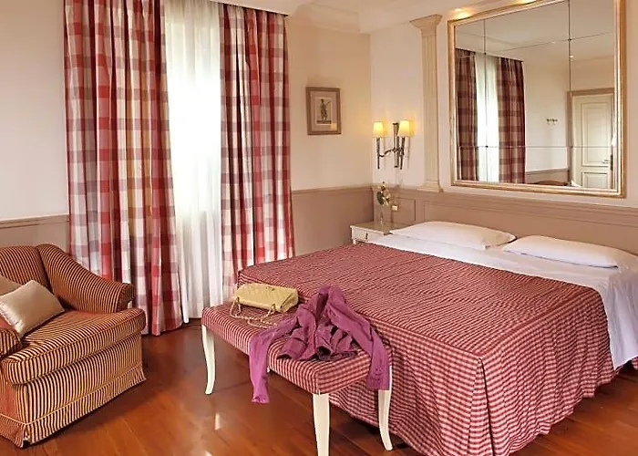Glori Otel